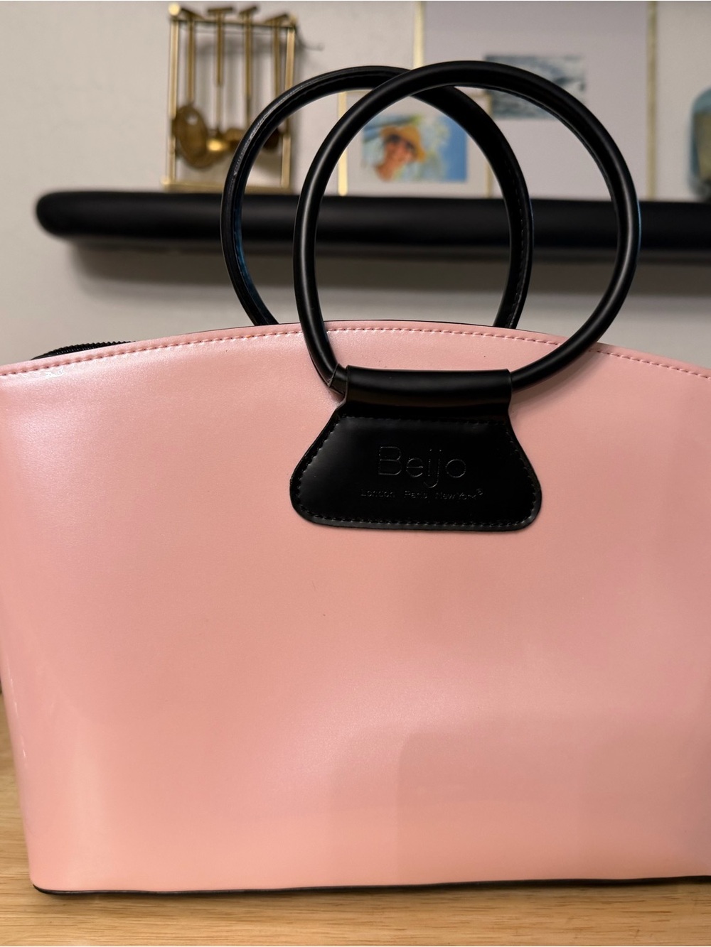 Beijo Pink Tote with Black Ring Handles